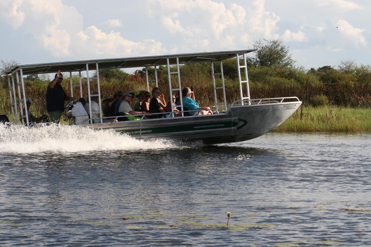 Island Safari Lodge Maun Buitenkant foto